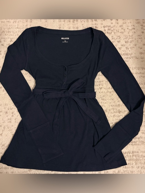 Hollister Tops - Hollister Navy Long-Sleeve Scoop Neck Tie-Waist Top